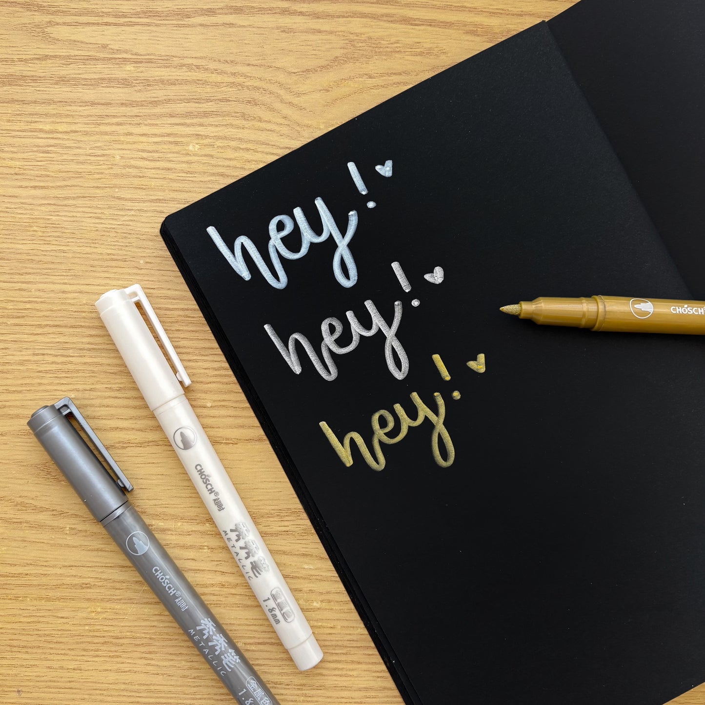 Plumón metálico para hoja negra